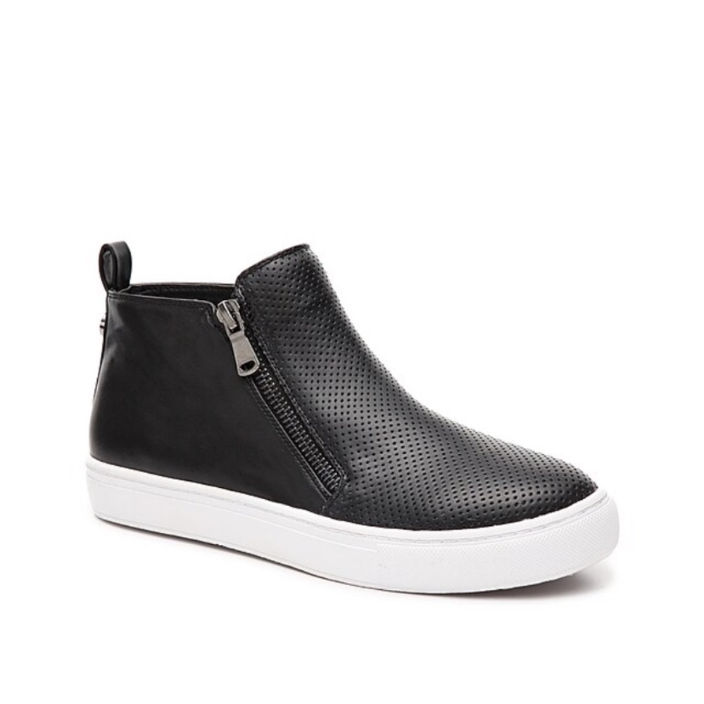 Steve Madden Erlina High-Top Sneaker
